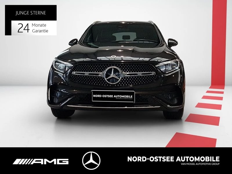 Mercedes-Benz GLC 300 d 4M AMG KEYLESS-GO MBUX SHZ KLIMA AMG LineX254 GLC 300 d 4M AMG KEYLESS-GO MBUX SHZ KLIMA AMG Line