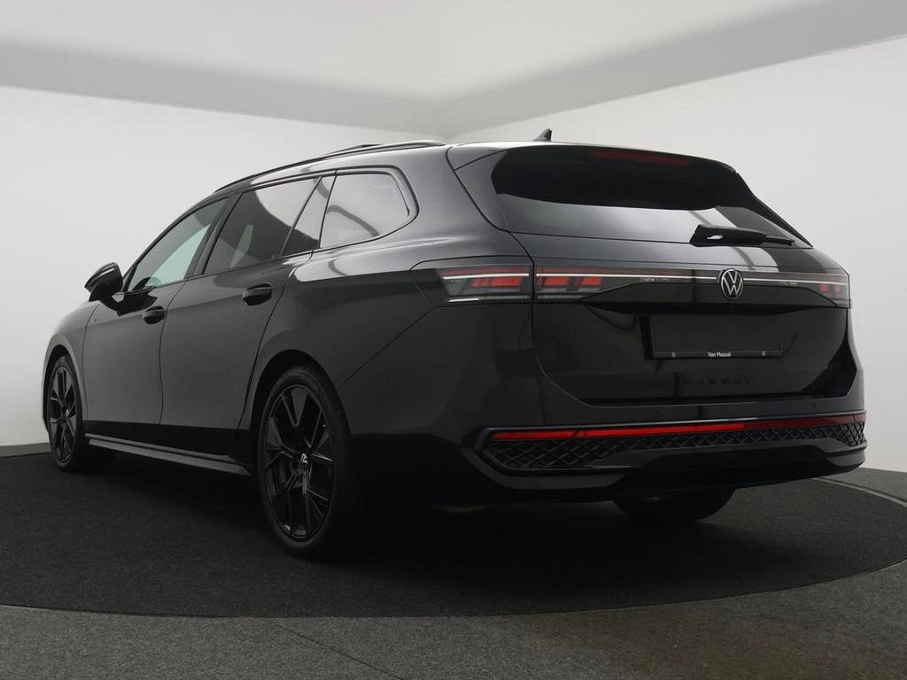 Volkswagen Passat SW Passat R-Line Business Premium 1.5TSI mHEV 150PK *AUTOMAAT*PANODAK*LEDER*ALCANTARA*SPORTZETELS*CAMERA*PDC*ACC*NAVI*...*