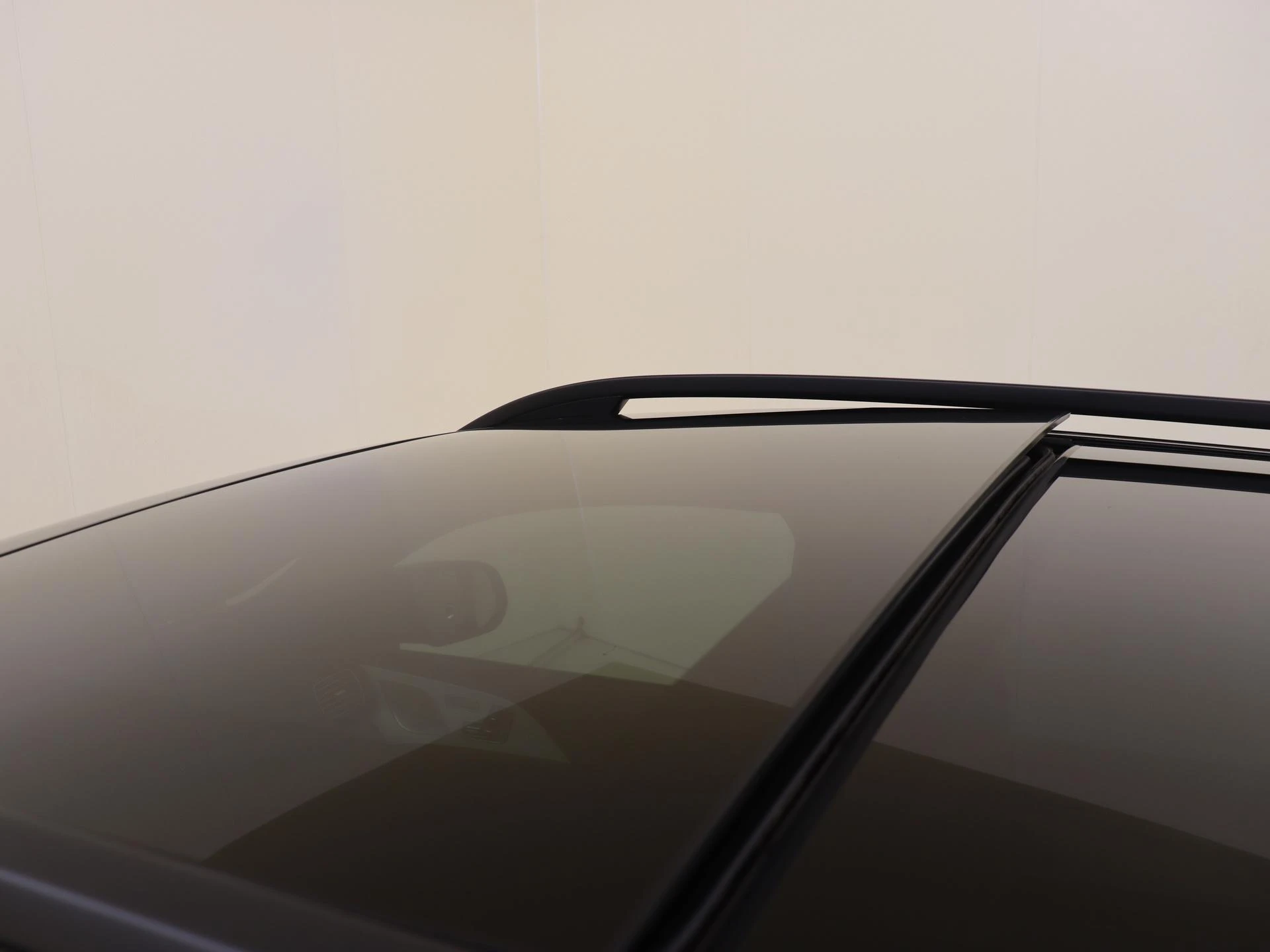 Mercedes-Benz-GLE-image-28