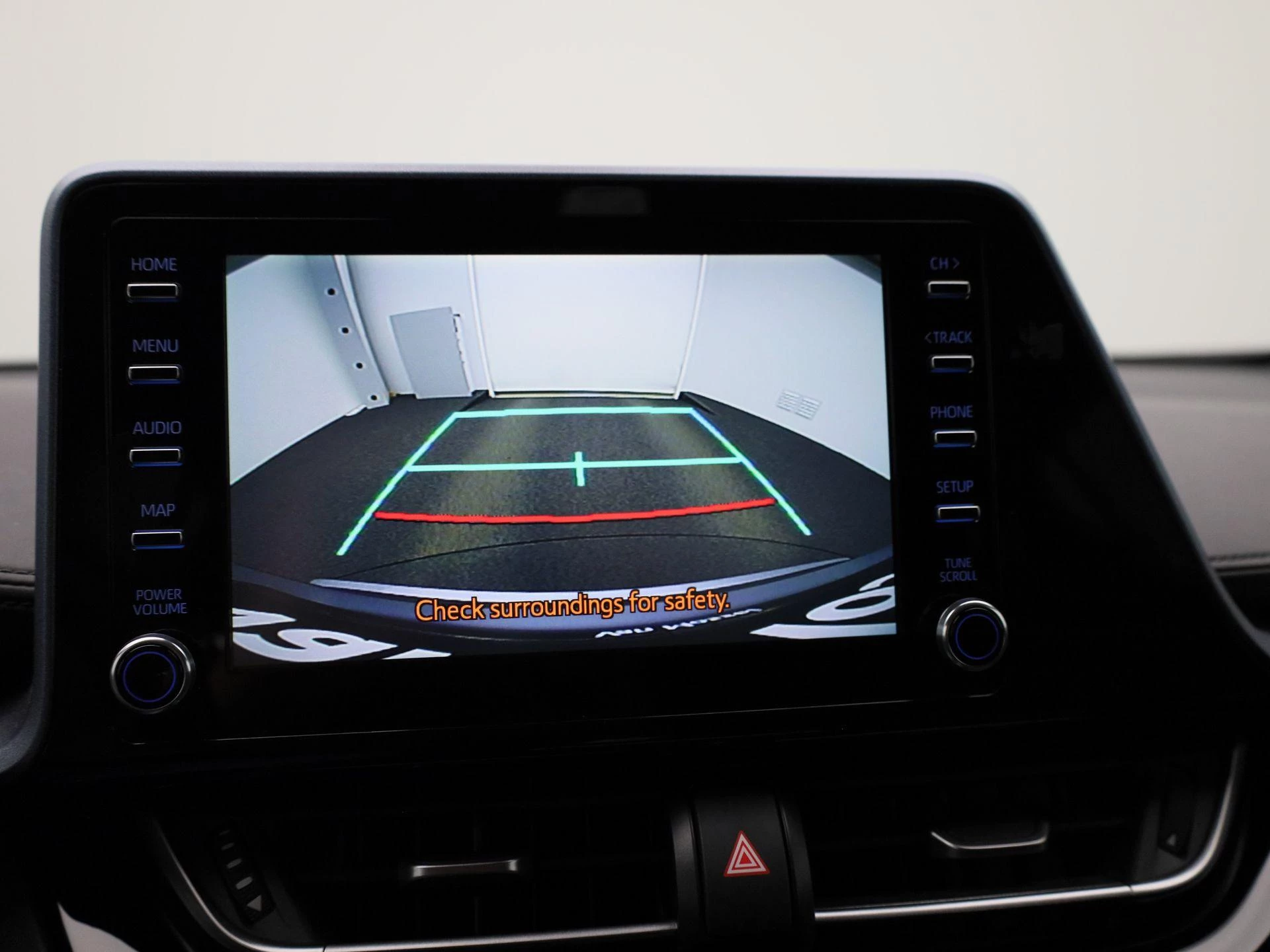 Toyota-C-HR-image-28