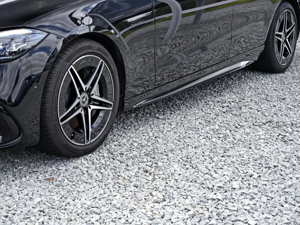 Mercedes-Benz-C-Klasse 180-image-5