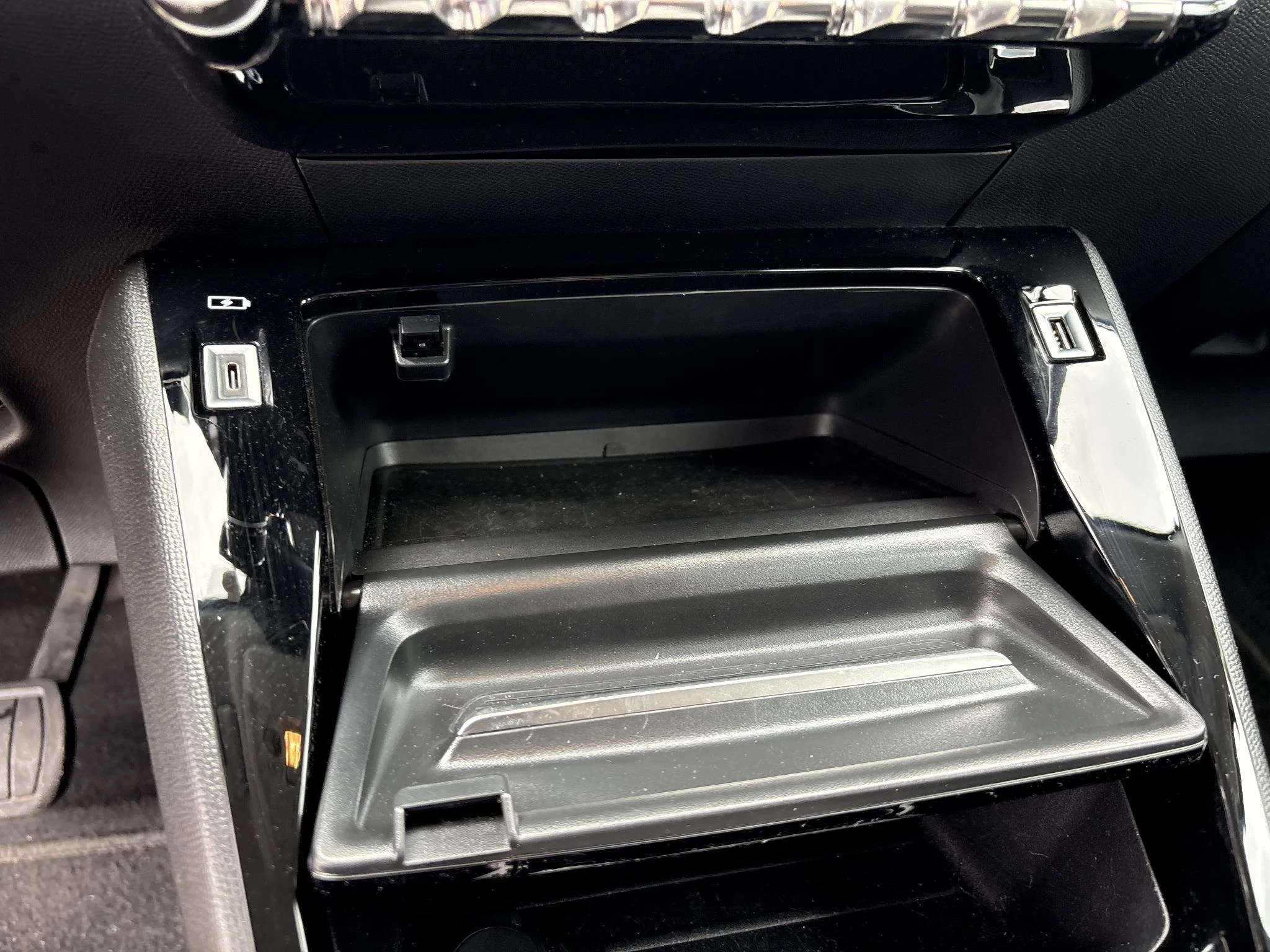 Peugeot-208-image-17