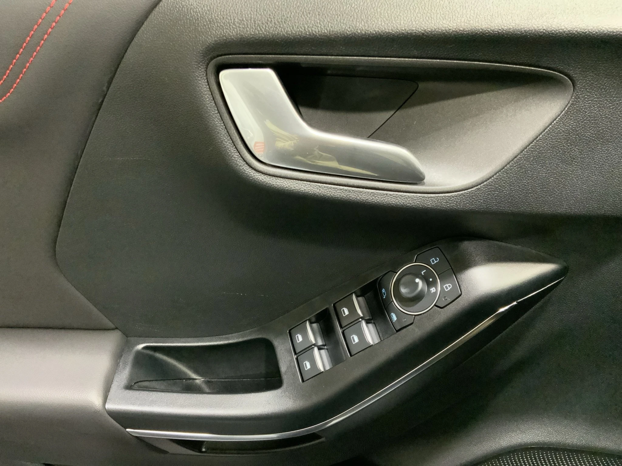 Ford-Puma-image-15
