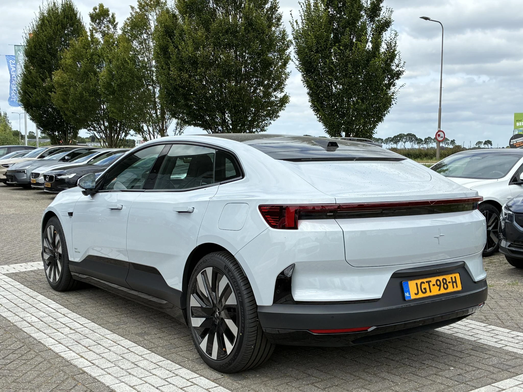 Polestar 4 Long Range Single motor 100 kWh