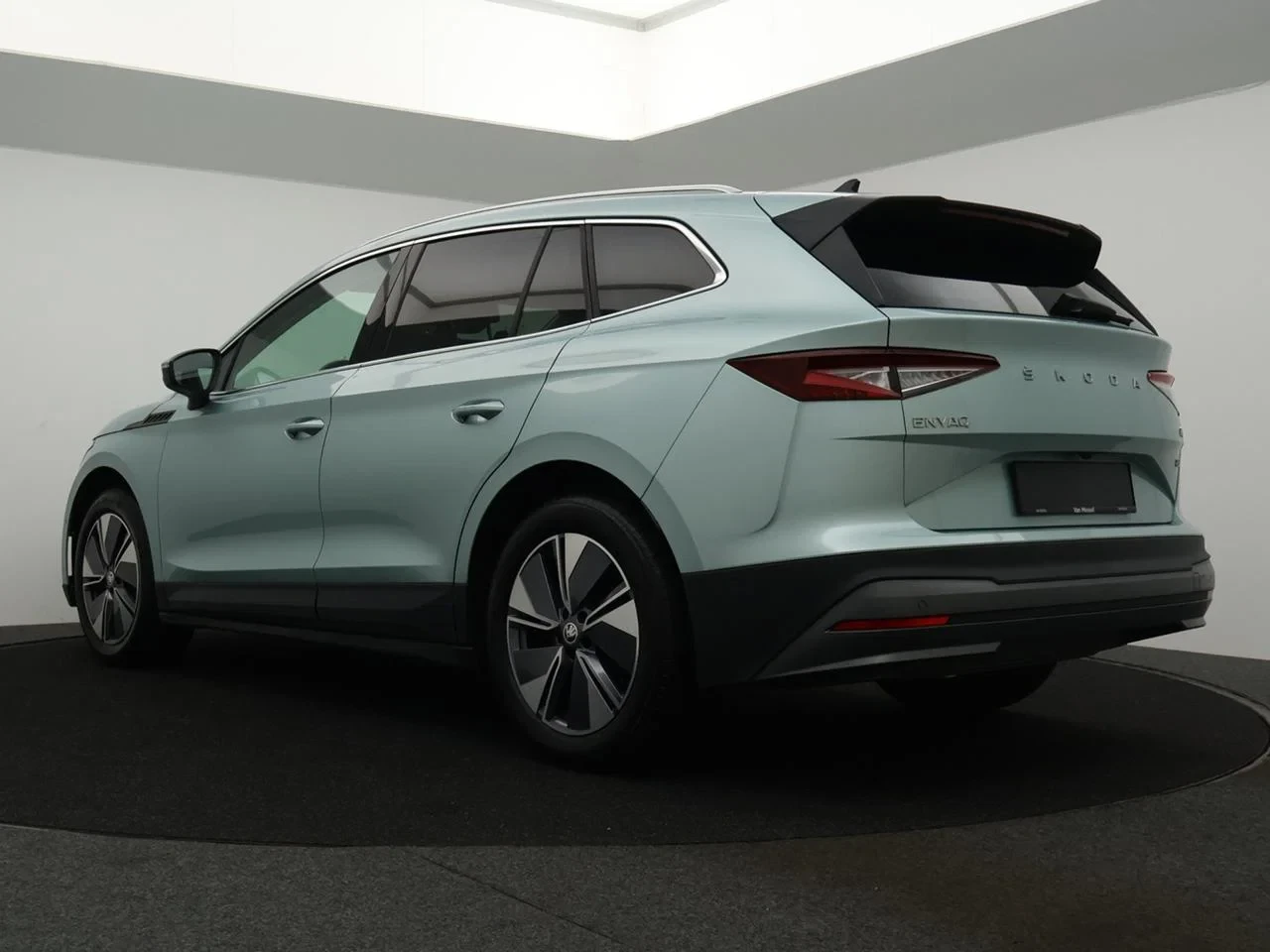 Škoda-Enyaq iV-image-4