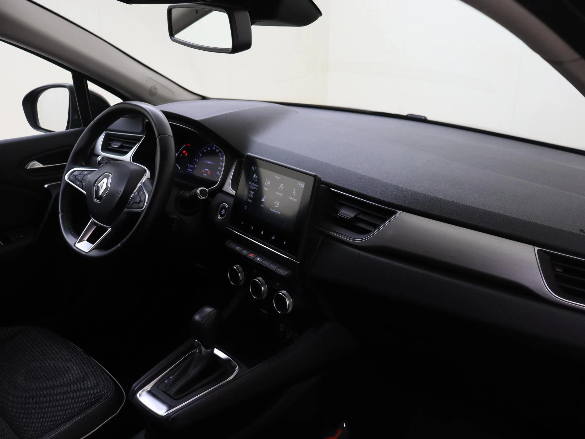 Renault-Captur-image-8