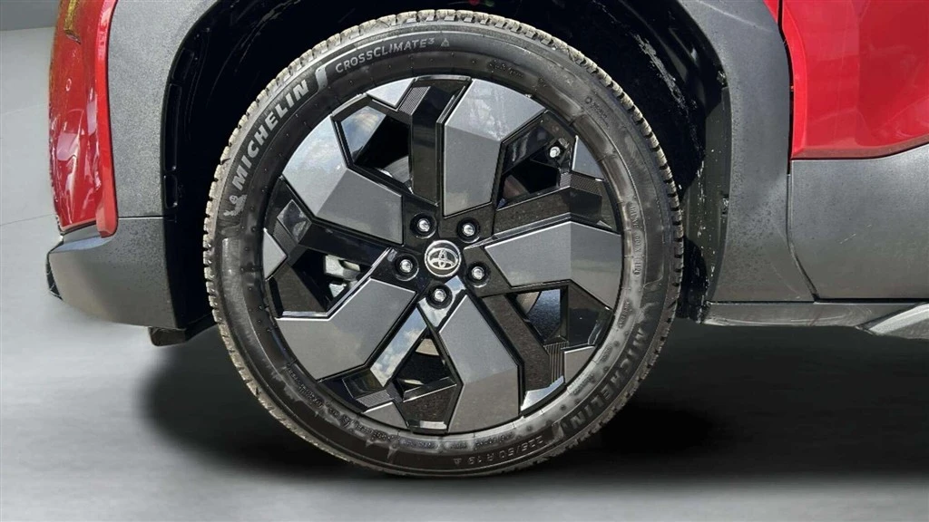 Toyota-Urban Cruiser-image-8