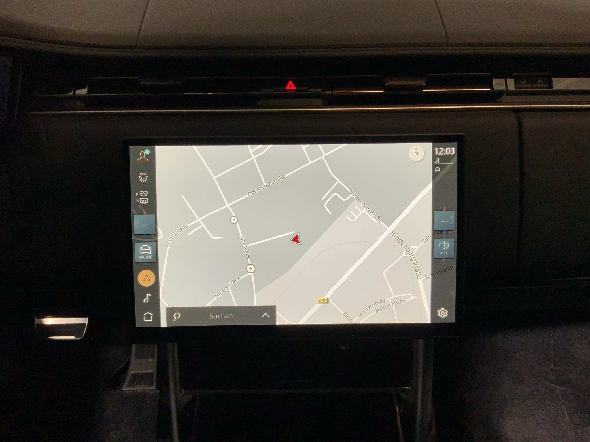 Land Rover-Range Rover-image-14