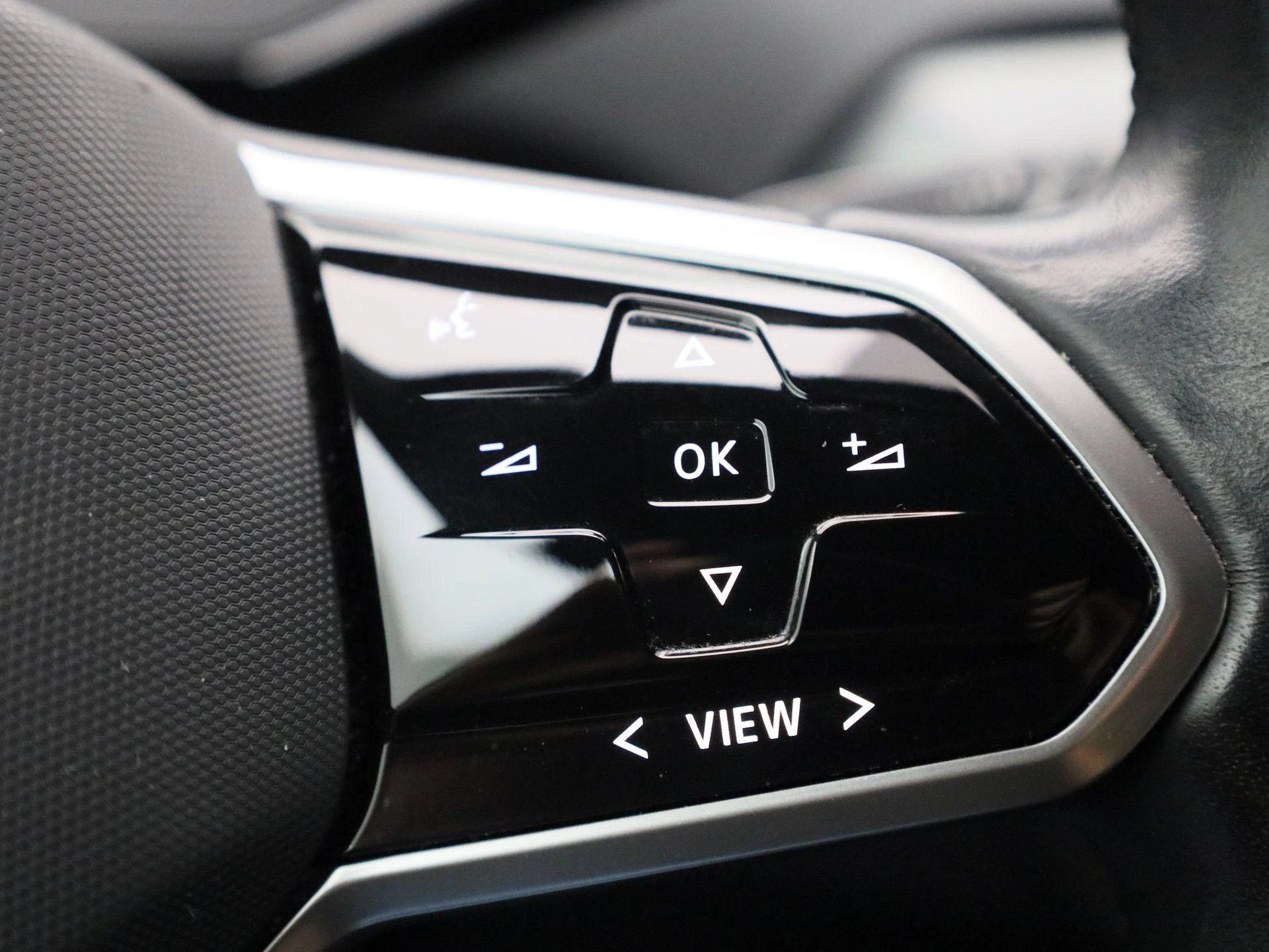 Volkswagen-ID.4-image-19