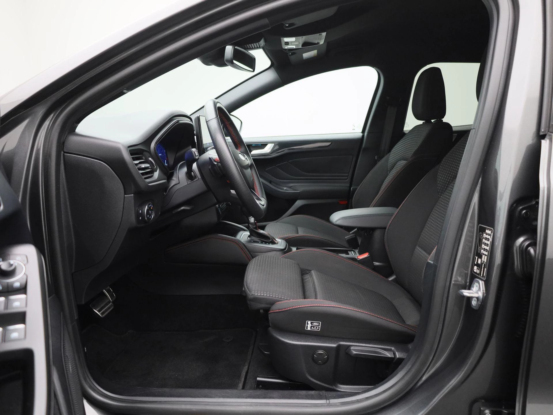 Ford Focus Wagon 1.0 EcoBoost Hybrid ST Line X