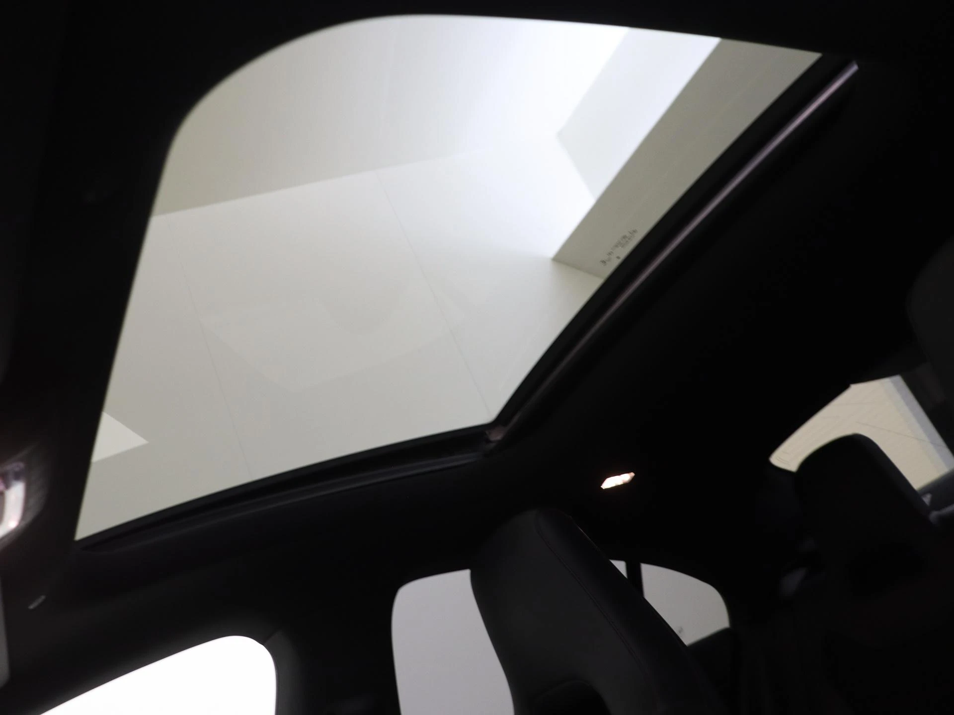 Mercedes-Benz CLA 250 e AMG Line