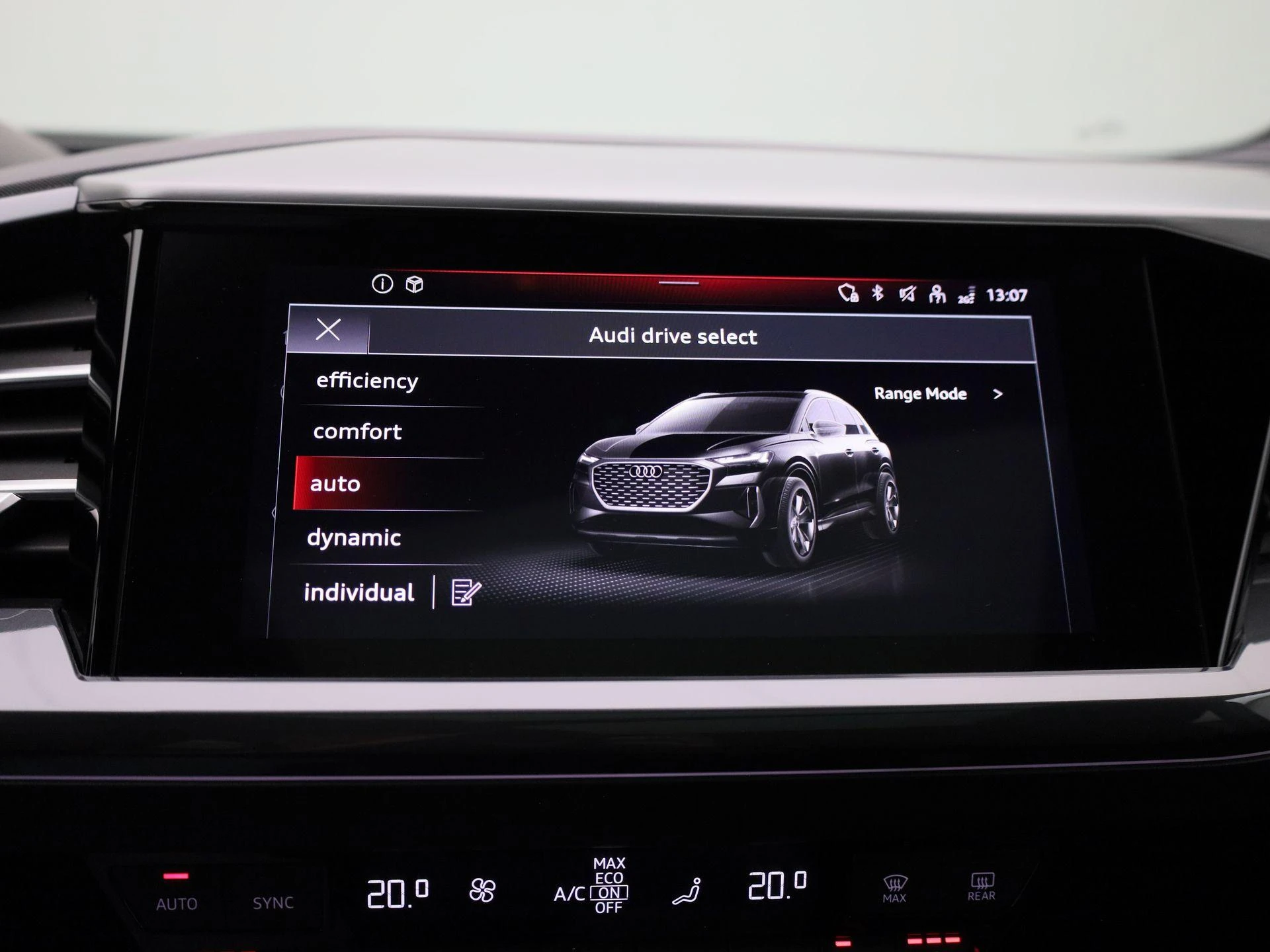 Audi-Q4 e-tron-image-32