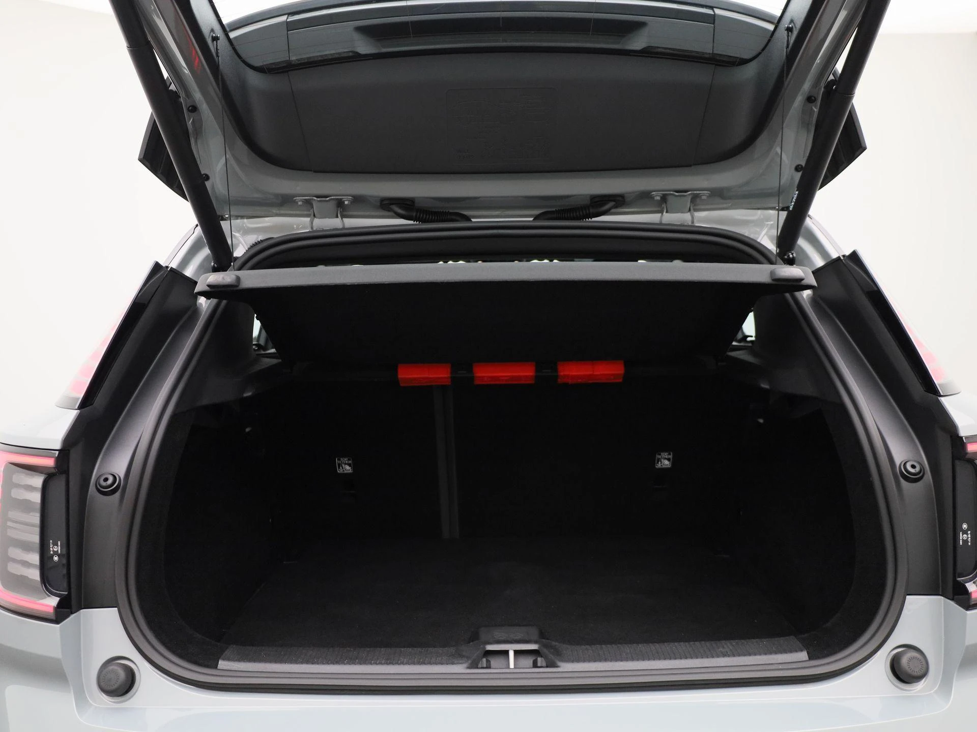Volvo-EX30-image-11
