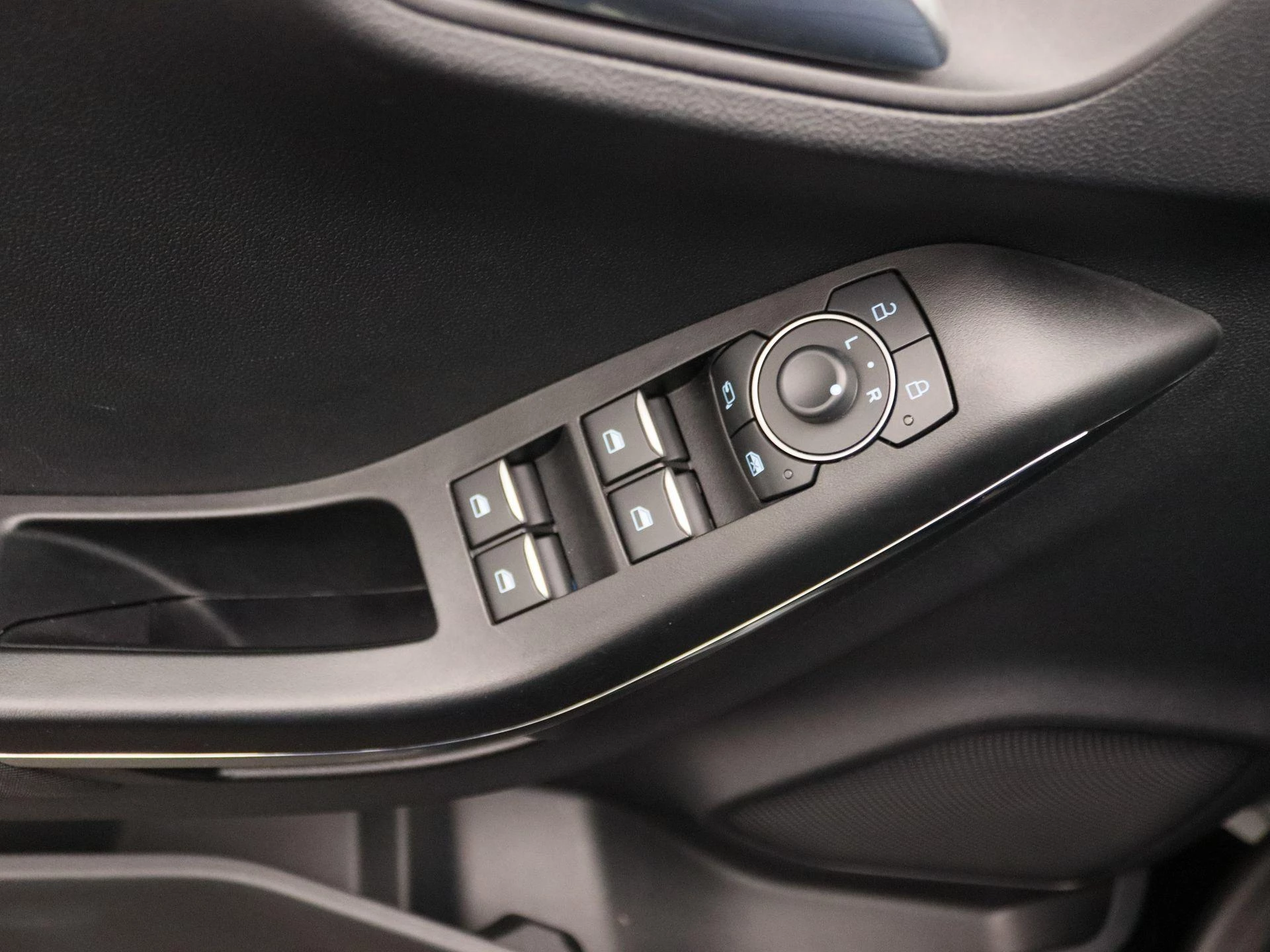 Ford Puma 1.0 EcoBoost Hybrid ST-Line