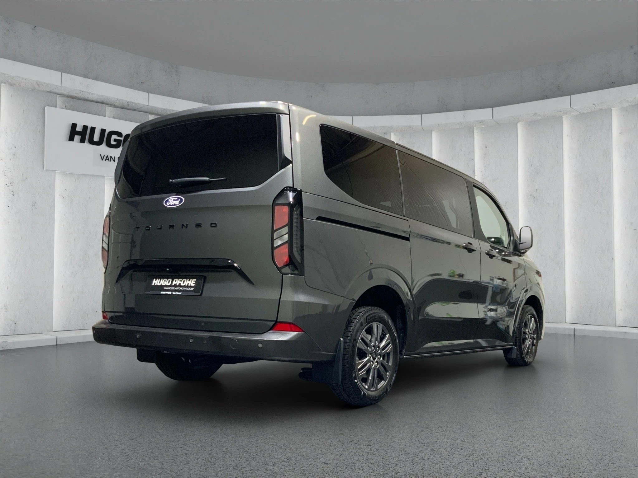 Ford-Tourneo Custom-image-4