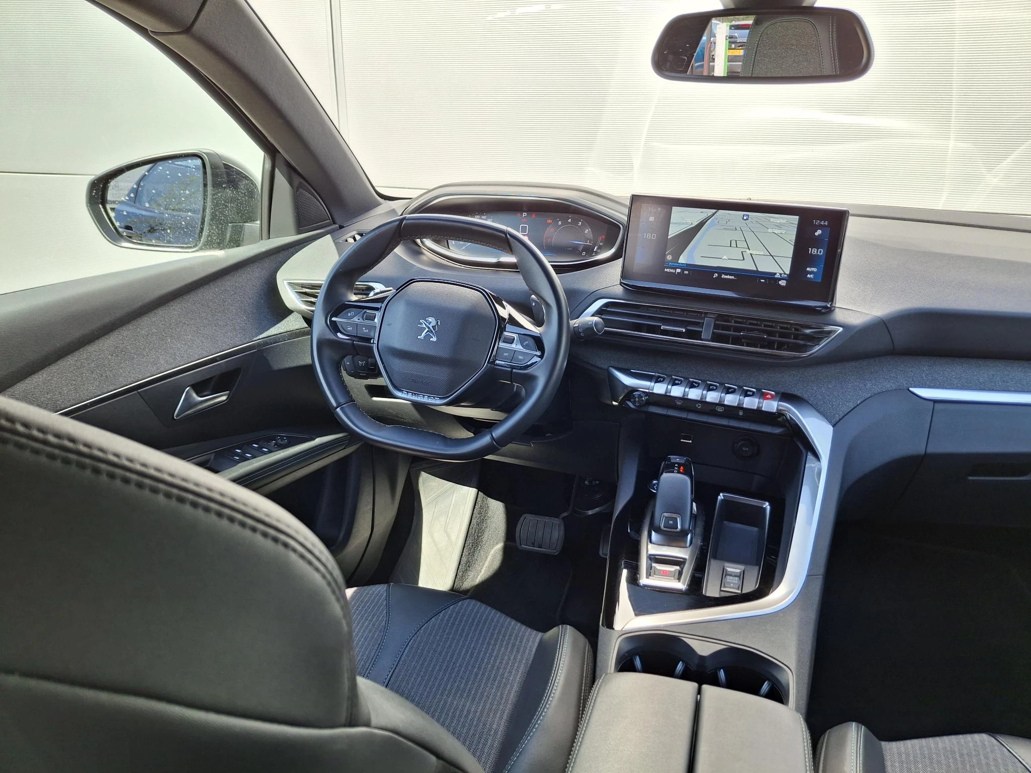 Peugeot-3008-image-11