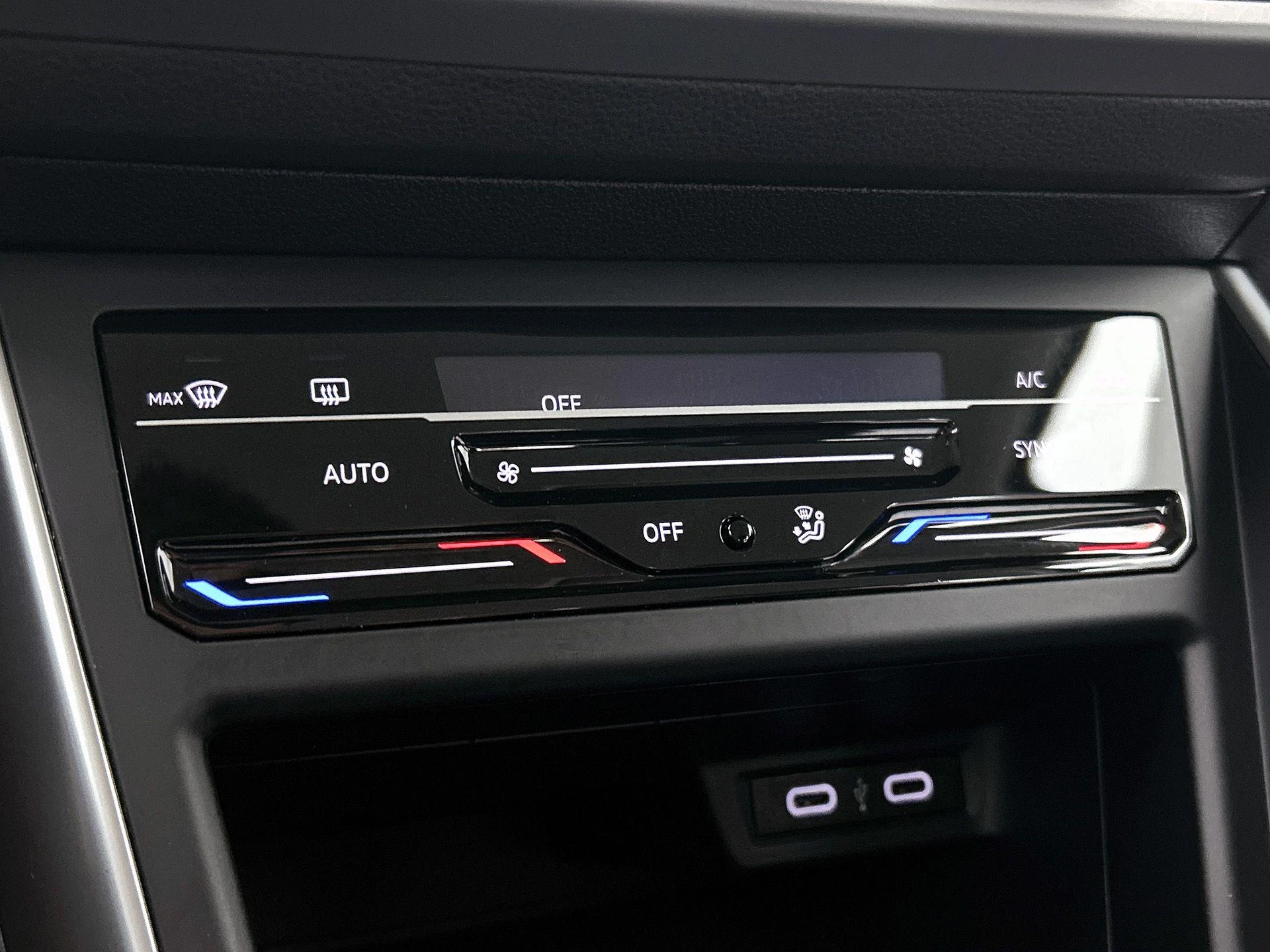 Volkswagen-Polo-image-22