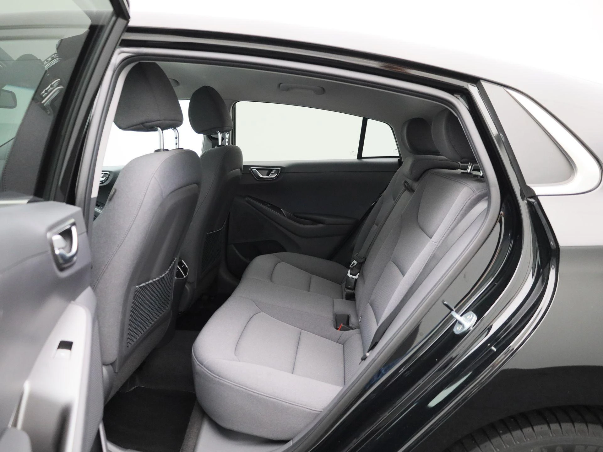 Hyundai-IONIQ-image-9