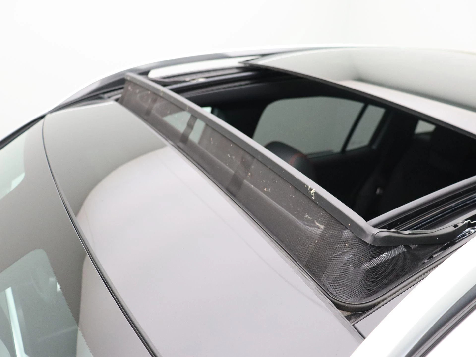 Mercedes-Benz EQB 250+ AMG Line + PANORAMISCH DAK + CARPLAY + ADVANCED SOUND +