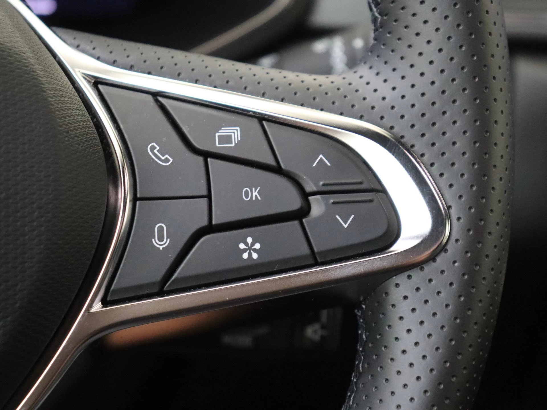 Renault Captur 1.8 E-Tech full hybrid 160 techno
