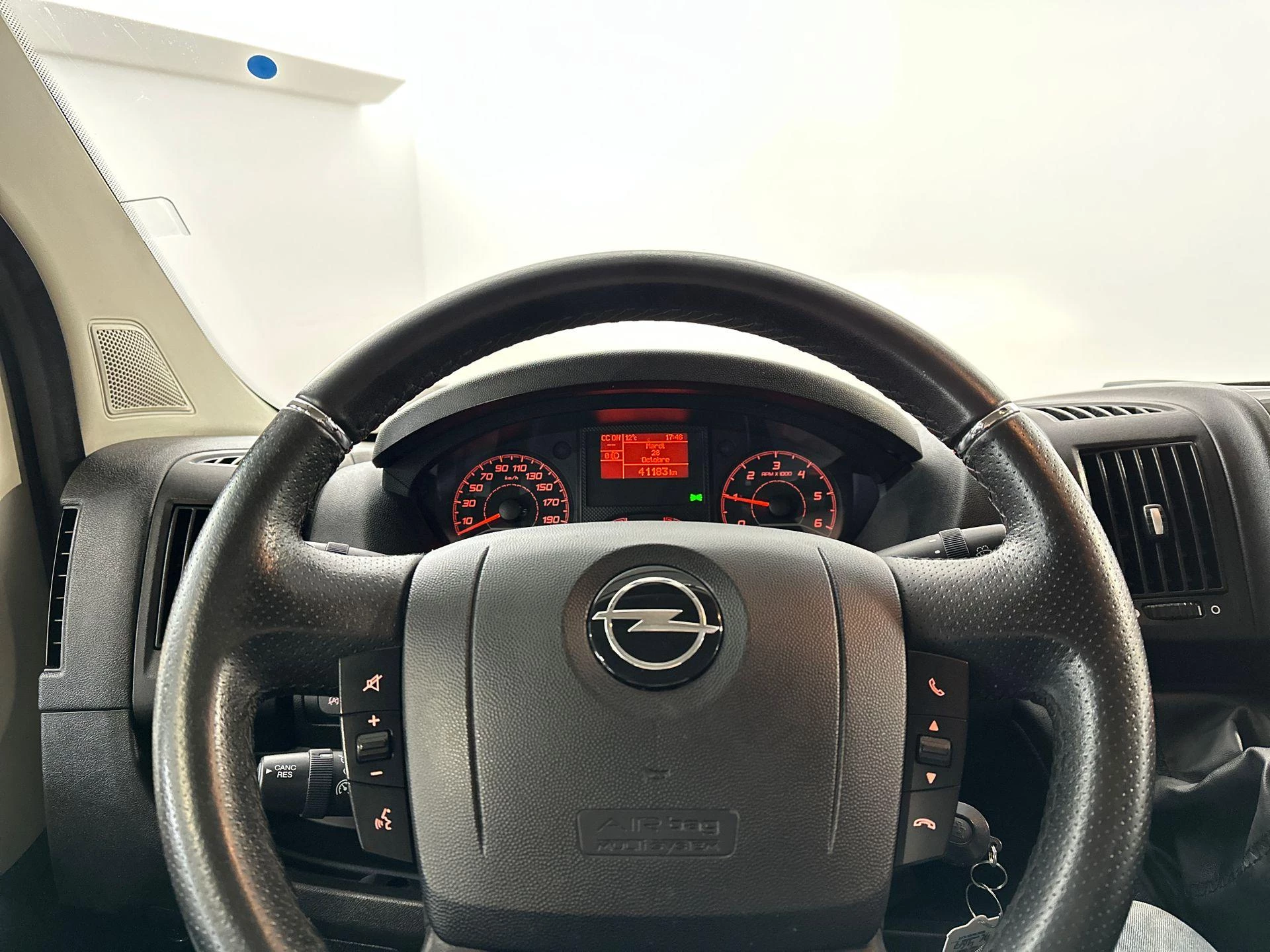 Opel Movano 2.2D 140 L3H2 3.3t