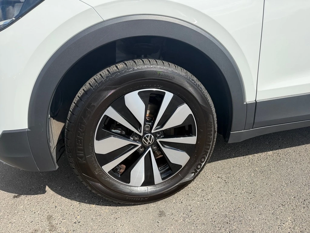 Volkswagen-T-Cross-image-2