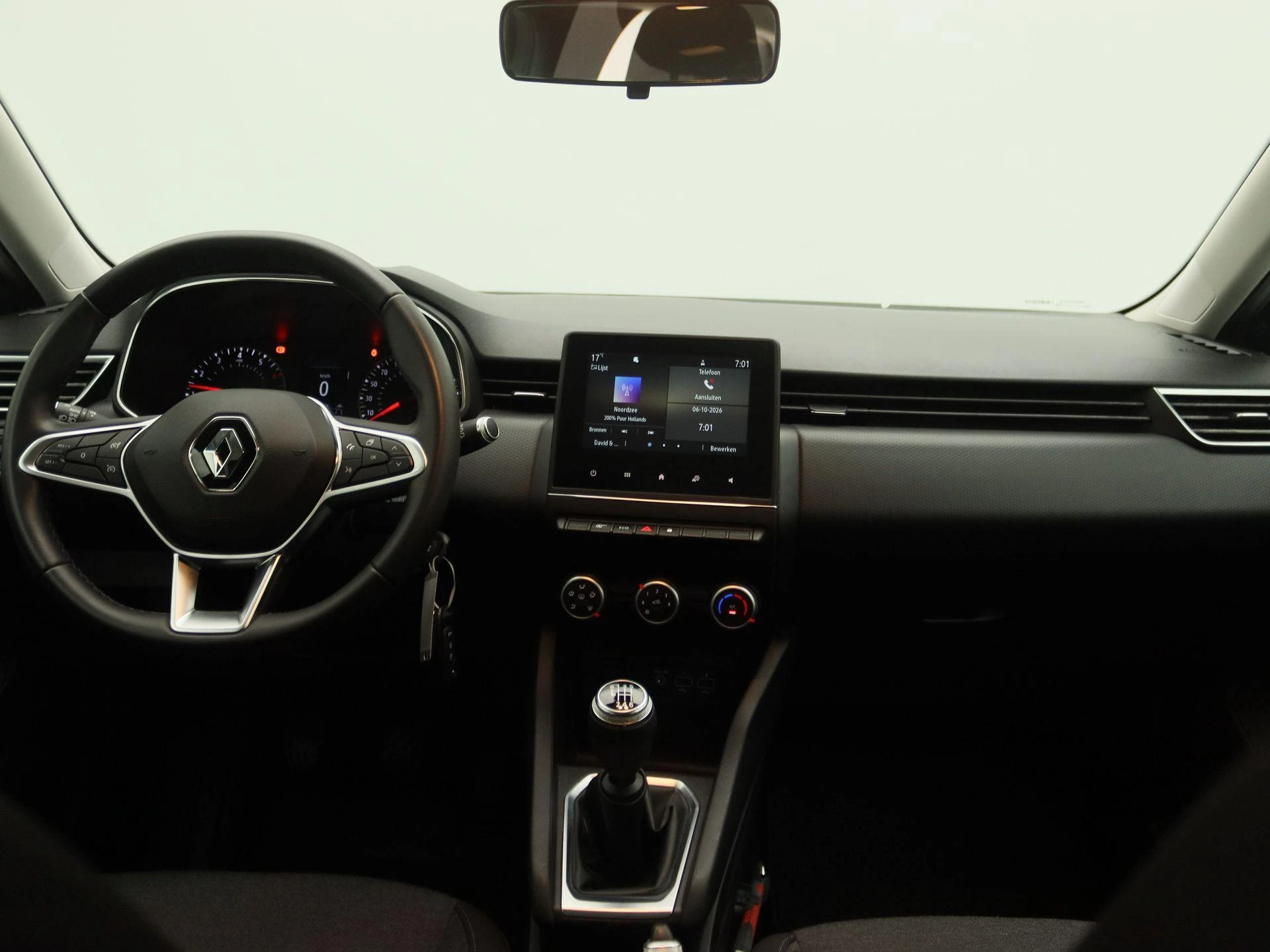 Renault-Clio-image-6