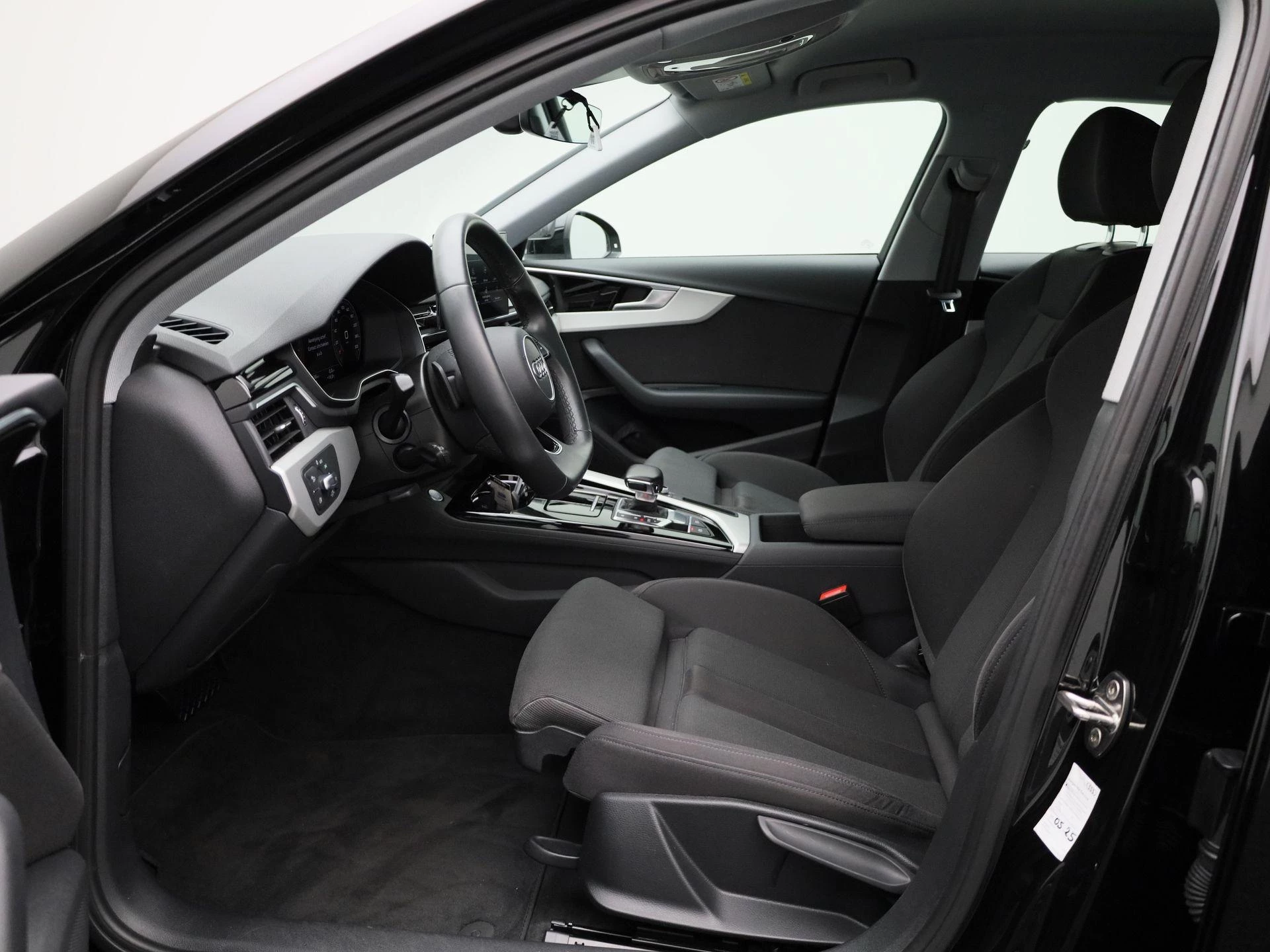 Audi-A4-image-8
