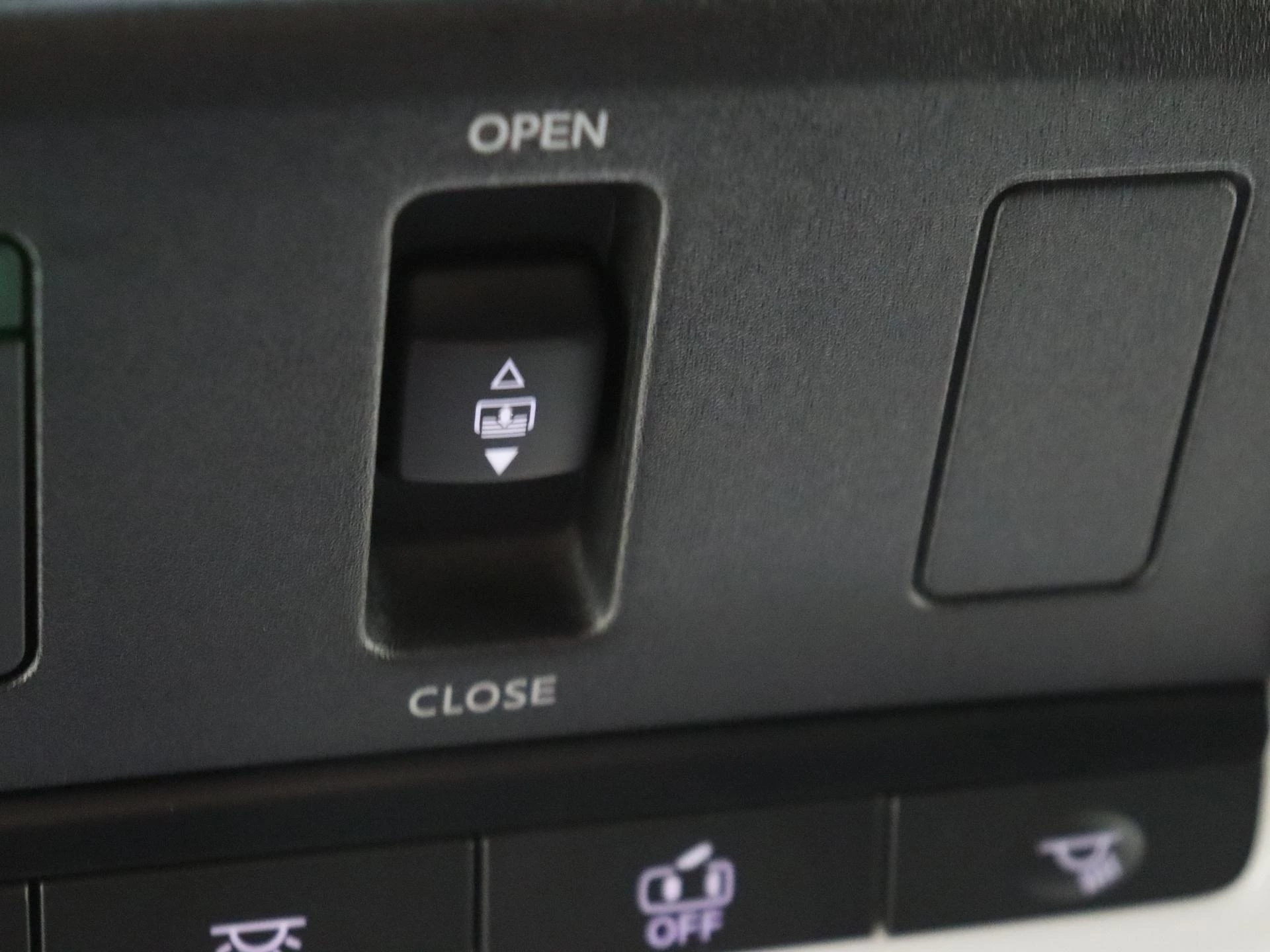 Nissan-QASHQAI-image-21