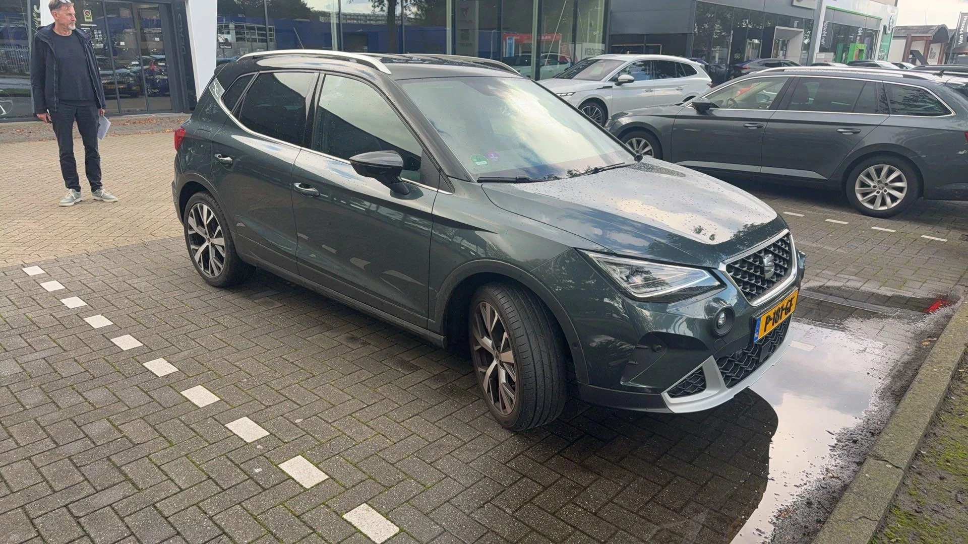 SEAT-Arona-image-4