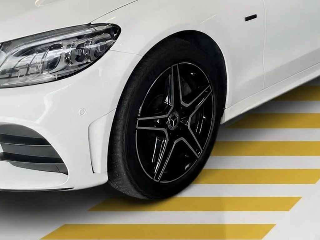 Mercedes-Benz-C-Klasse 300 e-image-5