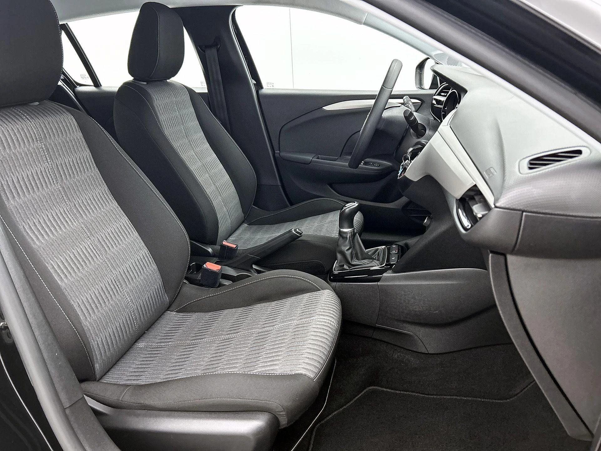 Opel-Corsa-image-31