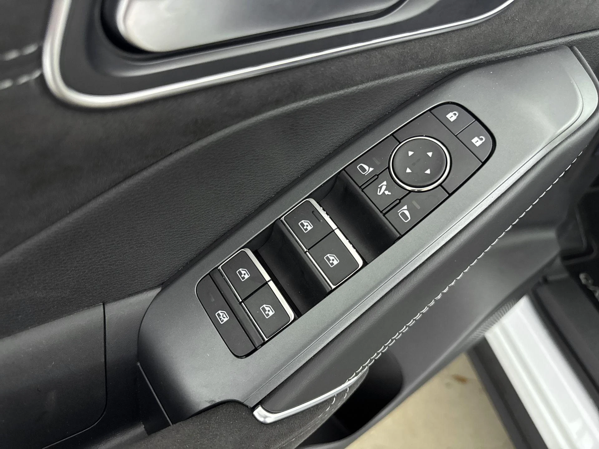Nissan-QASHQAI-image-26