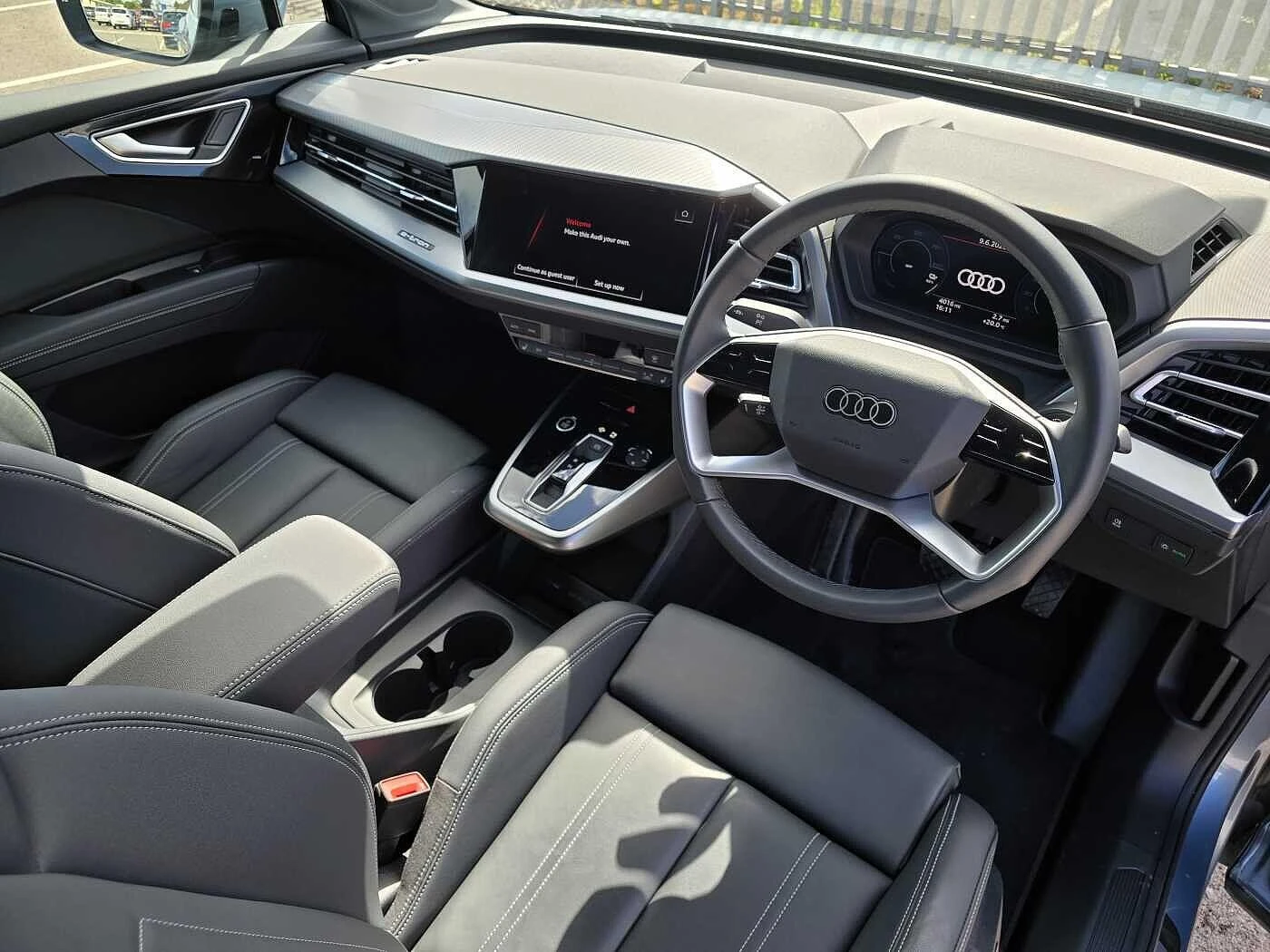 Audi-Q4 e-tron-image-5