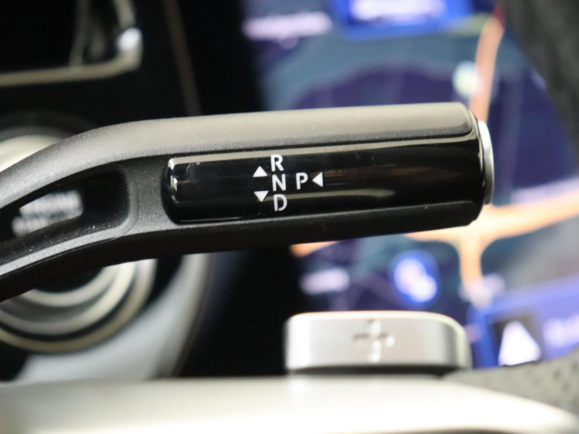 Mercedes-Benz-E-Klasse-image-17