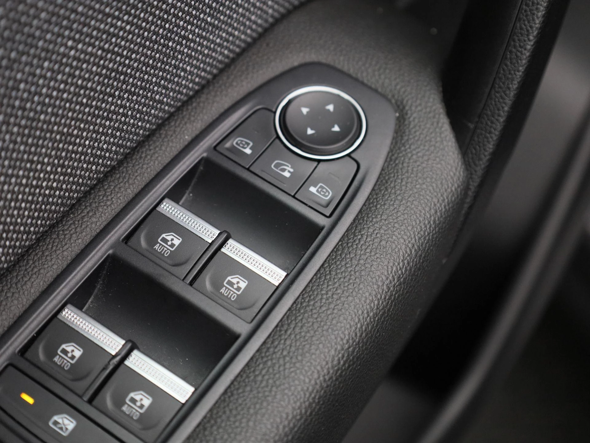 Renault-Captur-image-29
