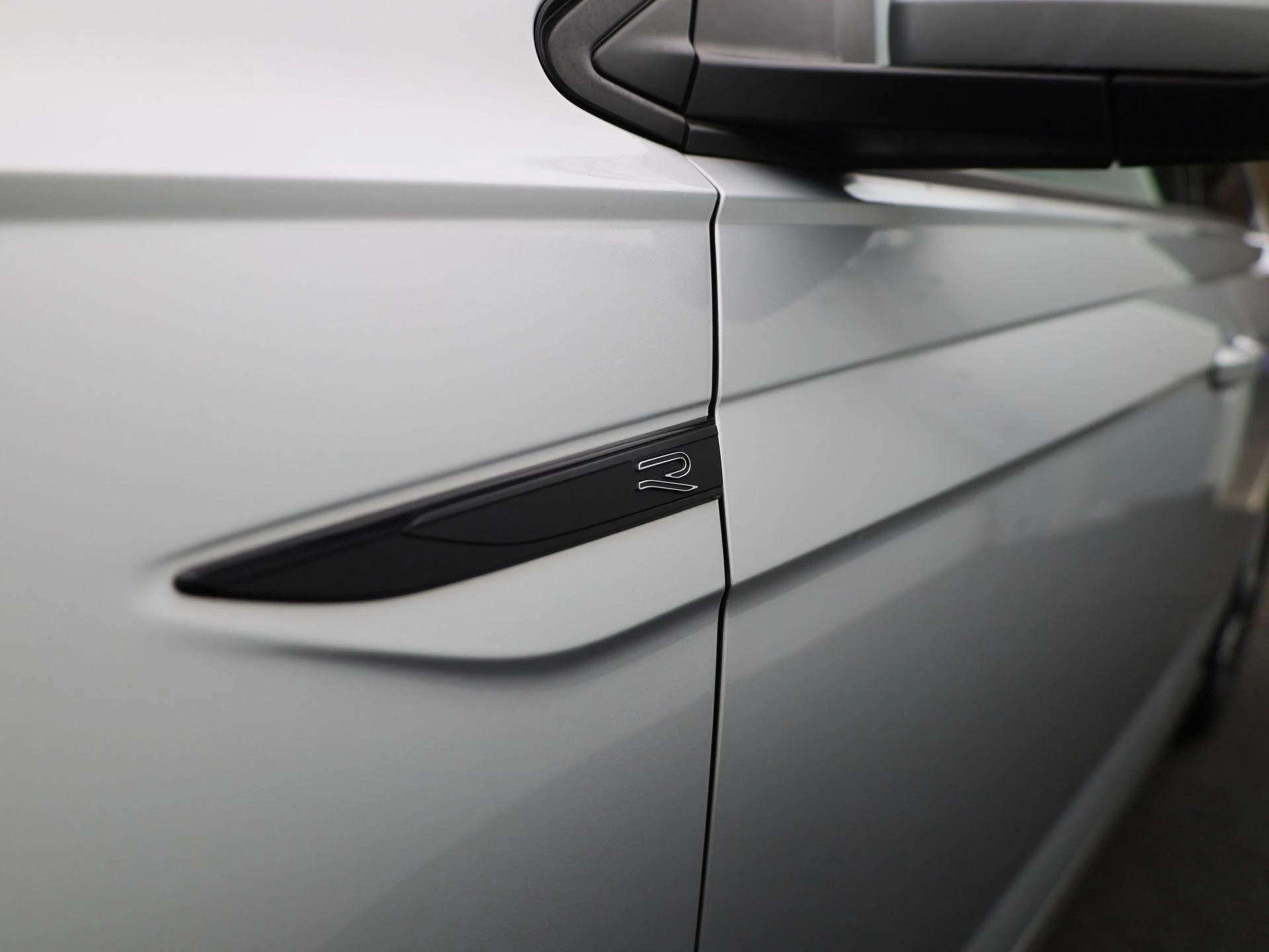 Volkswagen-Polo-image-28