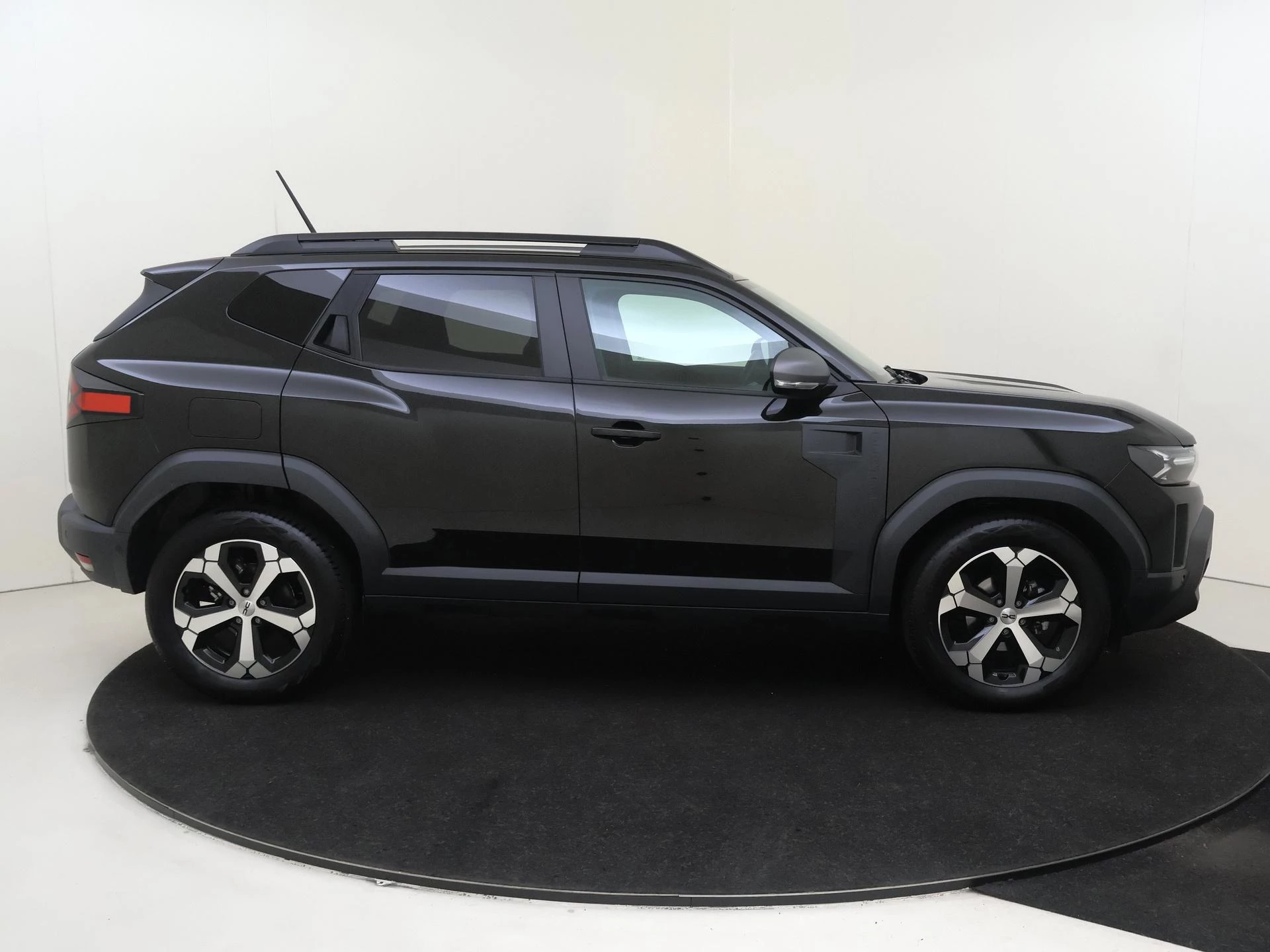 Dacia-Duster-image-8