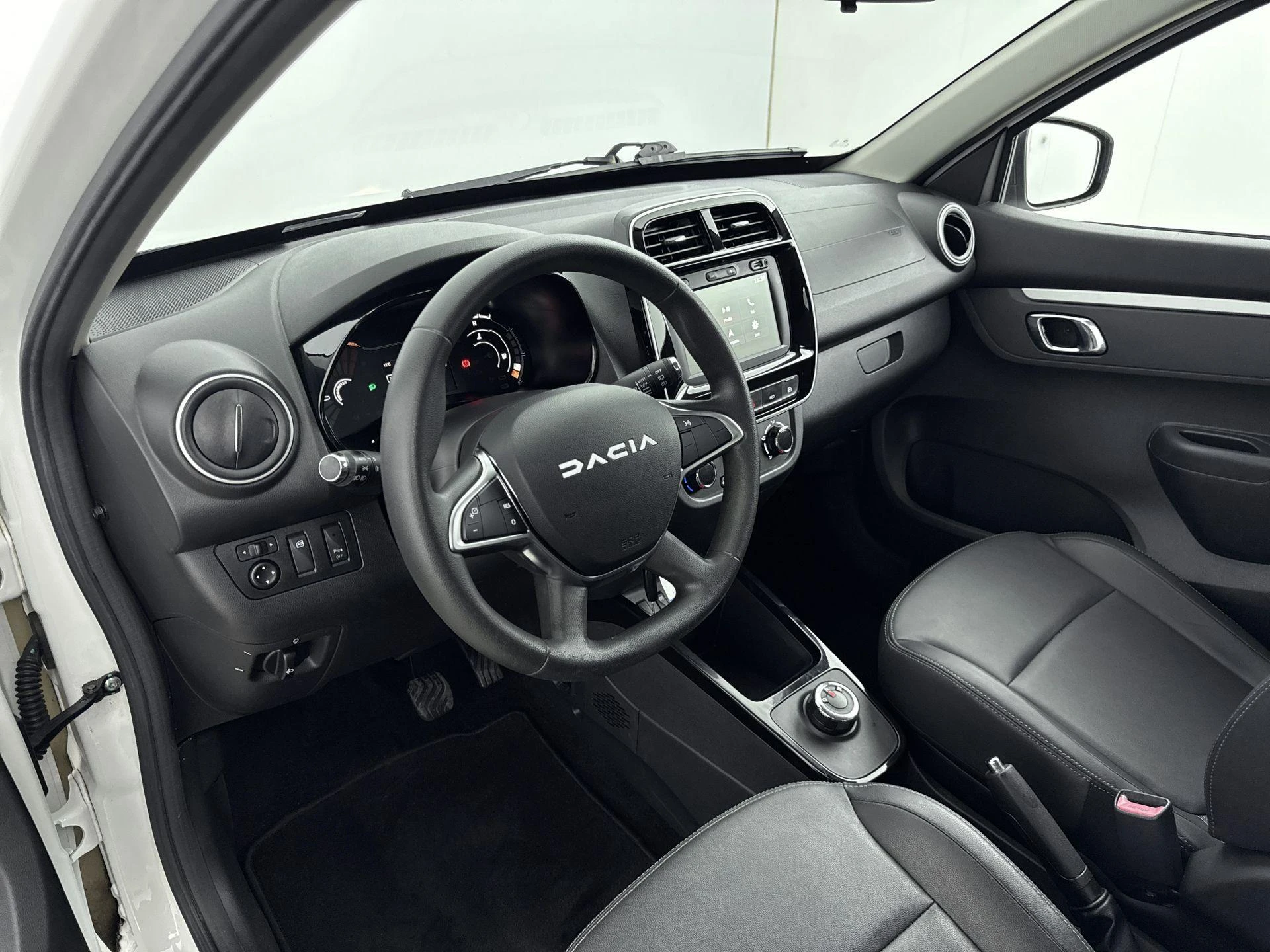 Dacia-Spring-image-7