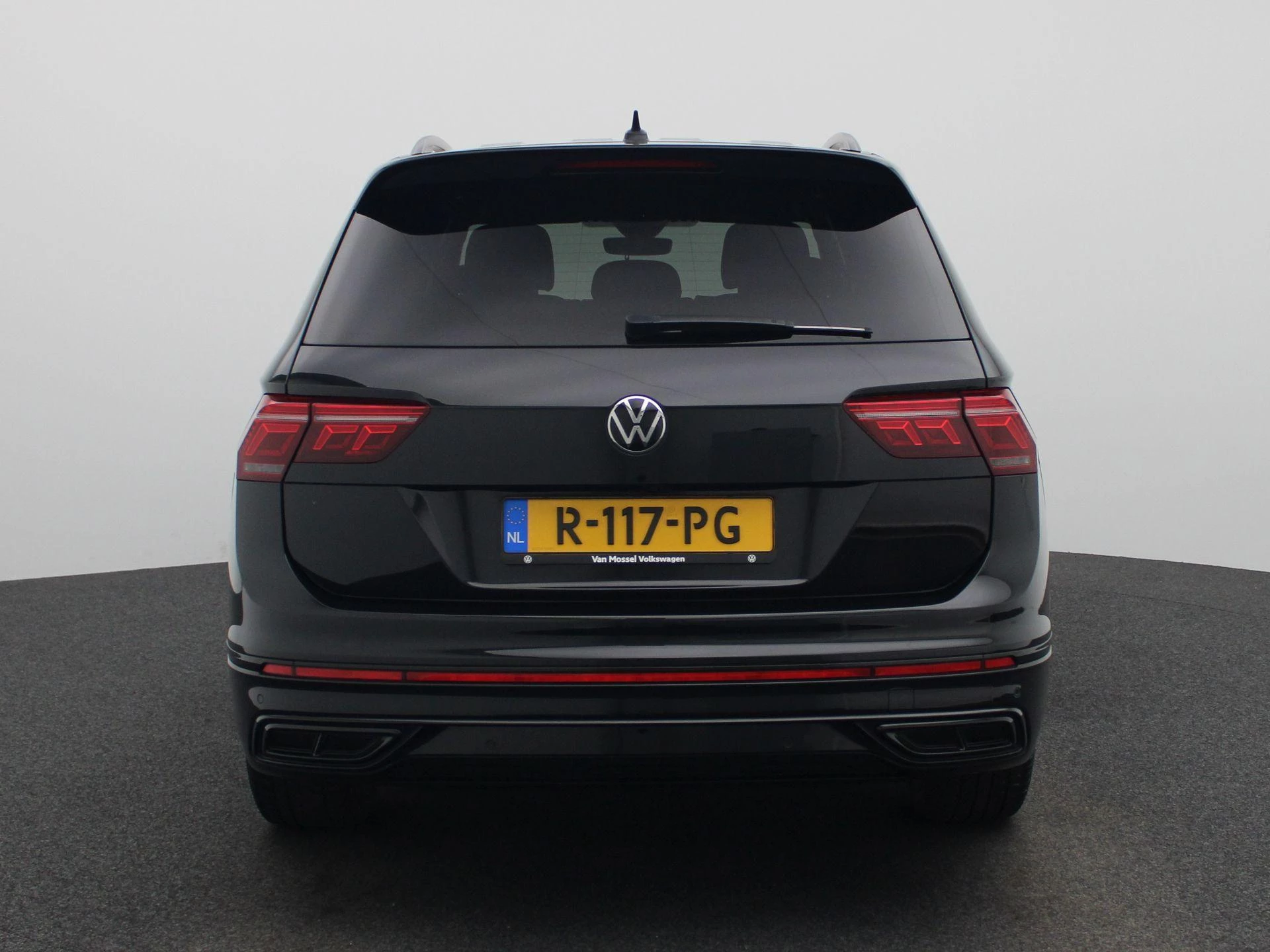 Volkswagen Tiguan Allspace 1.5 TSI R-Line Business+