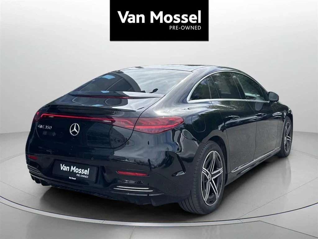 Mercedes-Benz-EQE-image-4