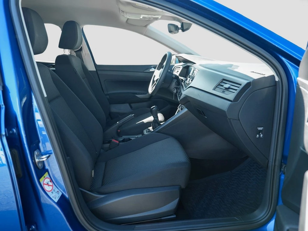 Volkswagen-Polo-image-7