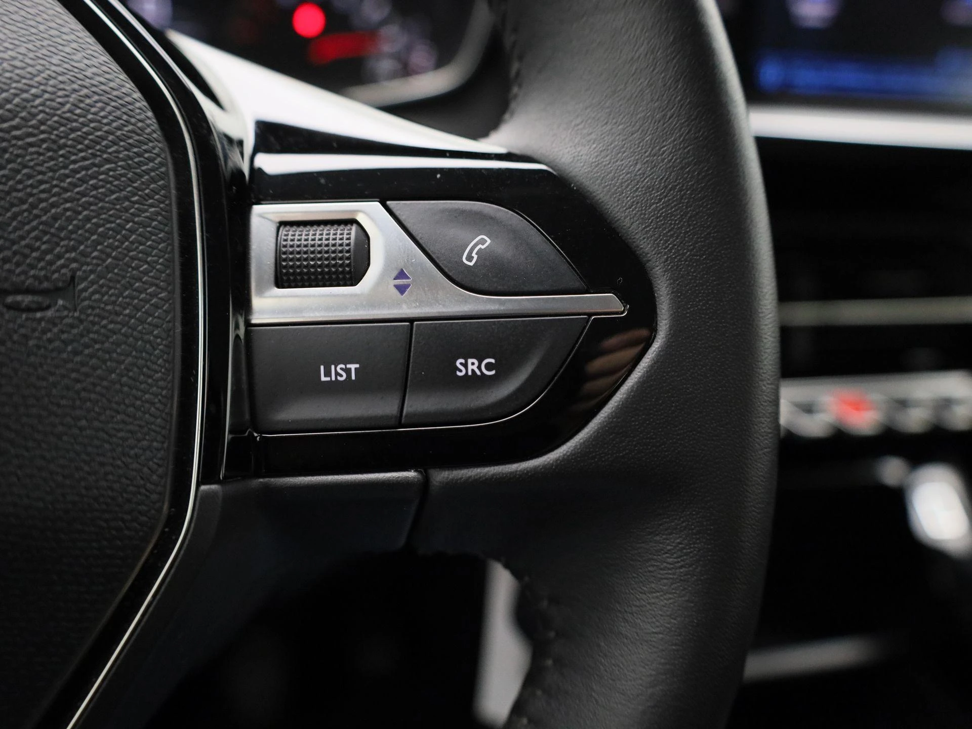 Peugeot-208-image-14