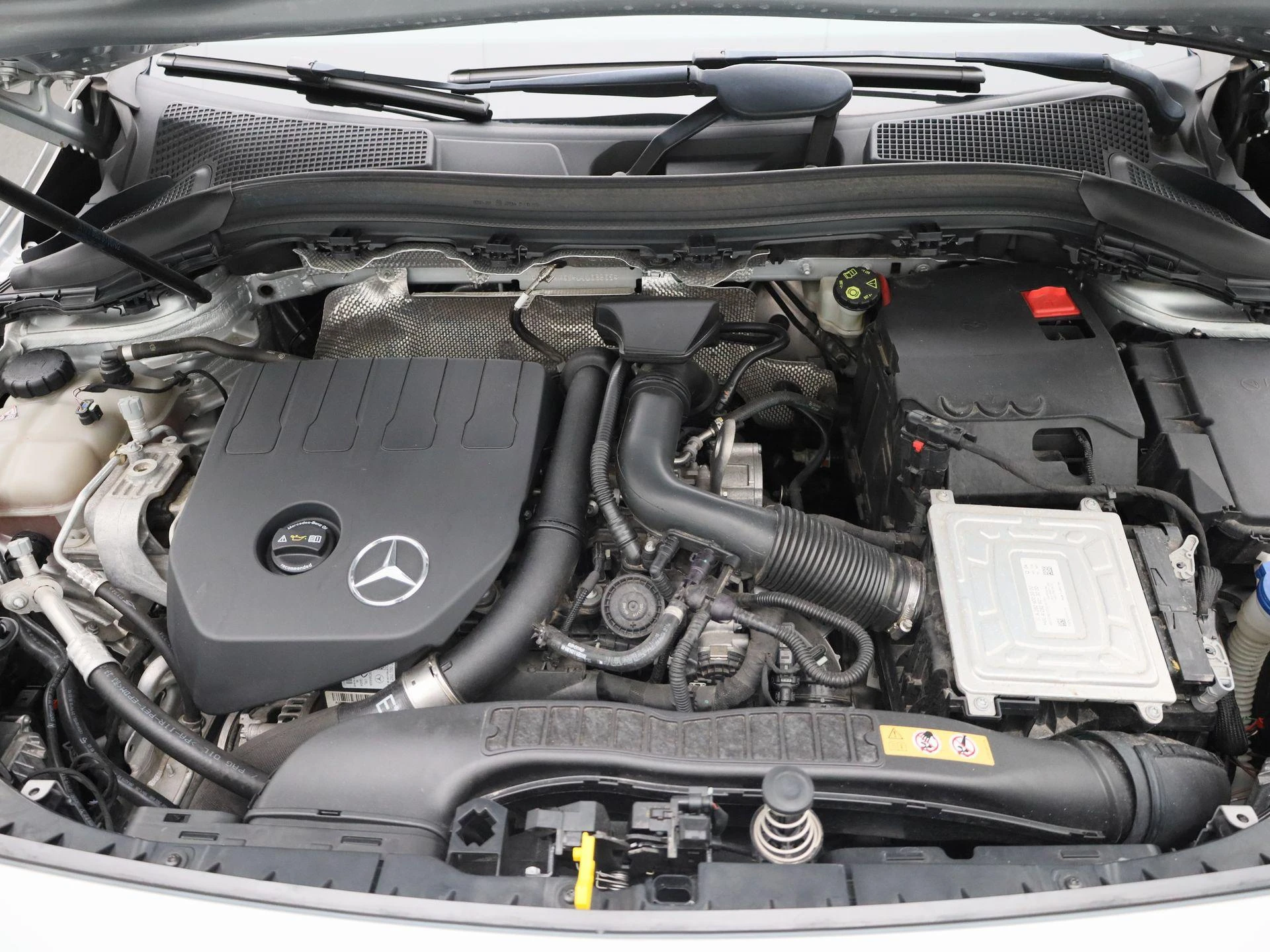 Mercedes-Benz-B-Klasse-image-36