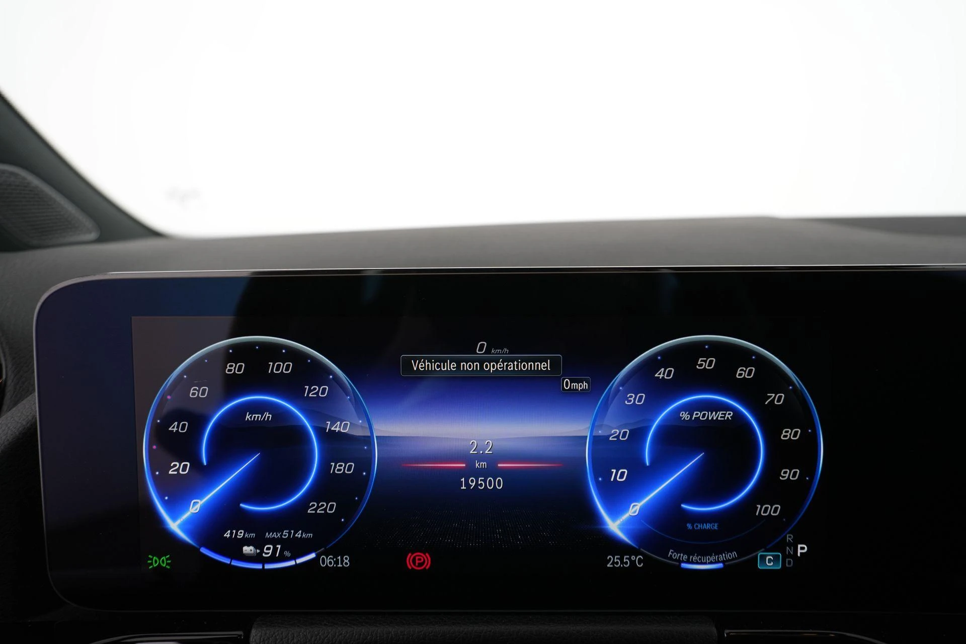 Mercedes-Benz-EQA-image-13