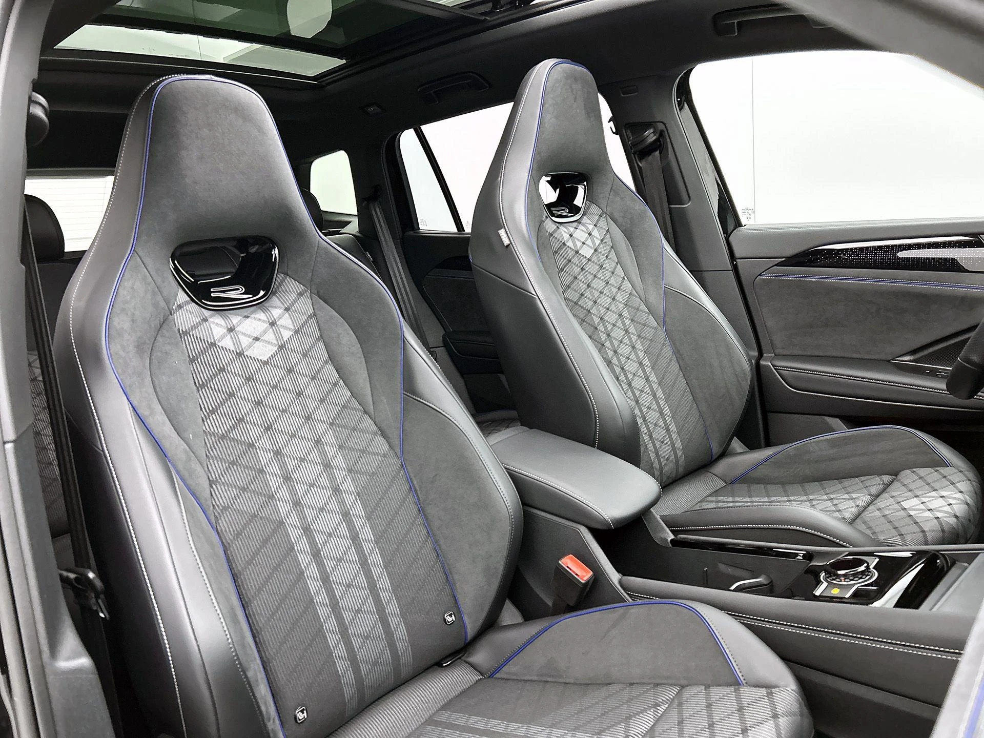 Volkswagen Tayron 1.5 eHybrid R-Line Edition