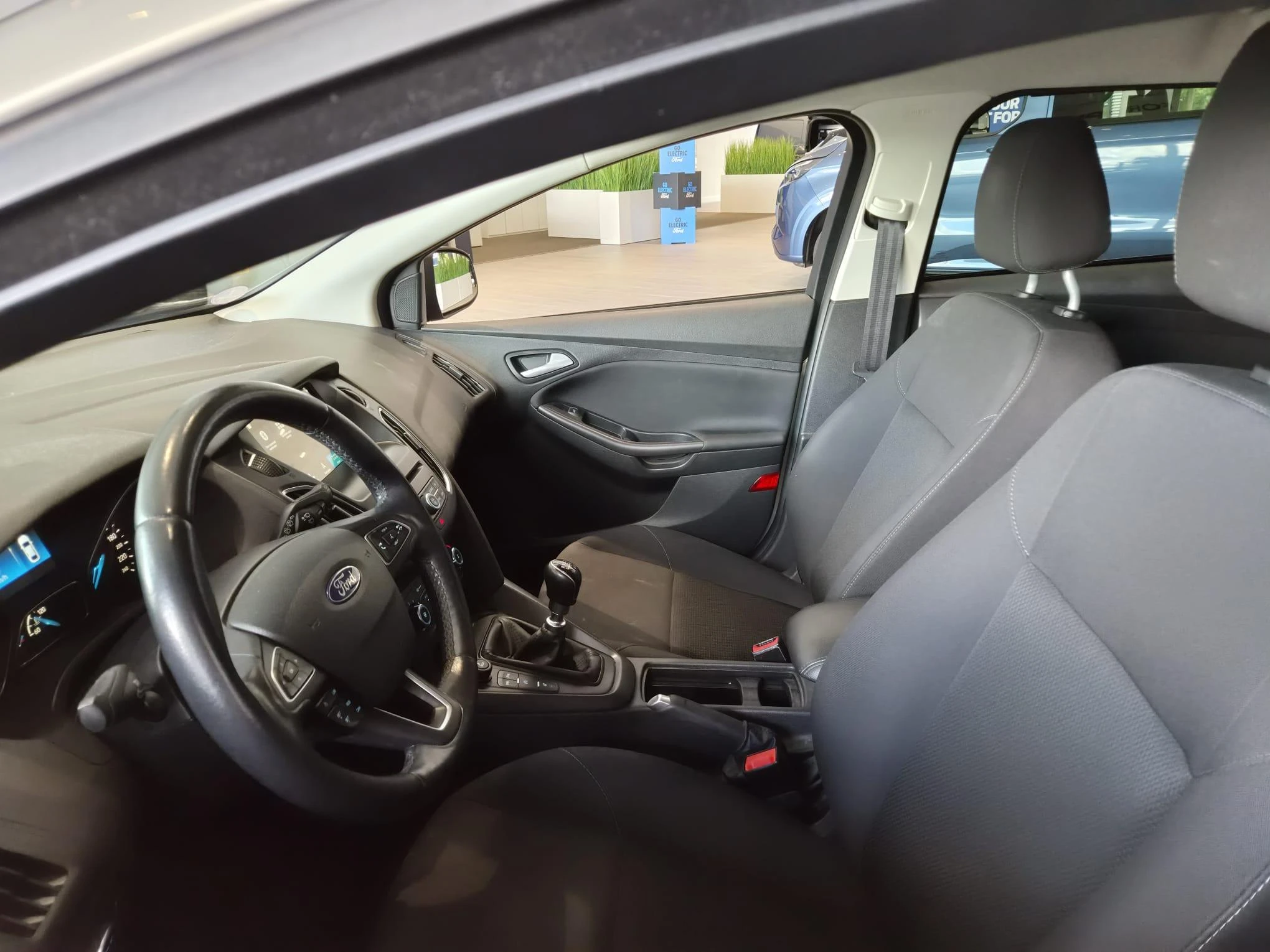 Ford-Focus-image-7