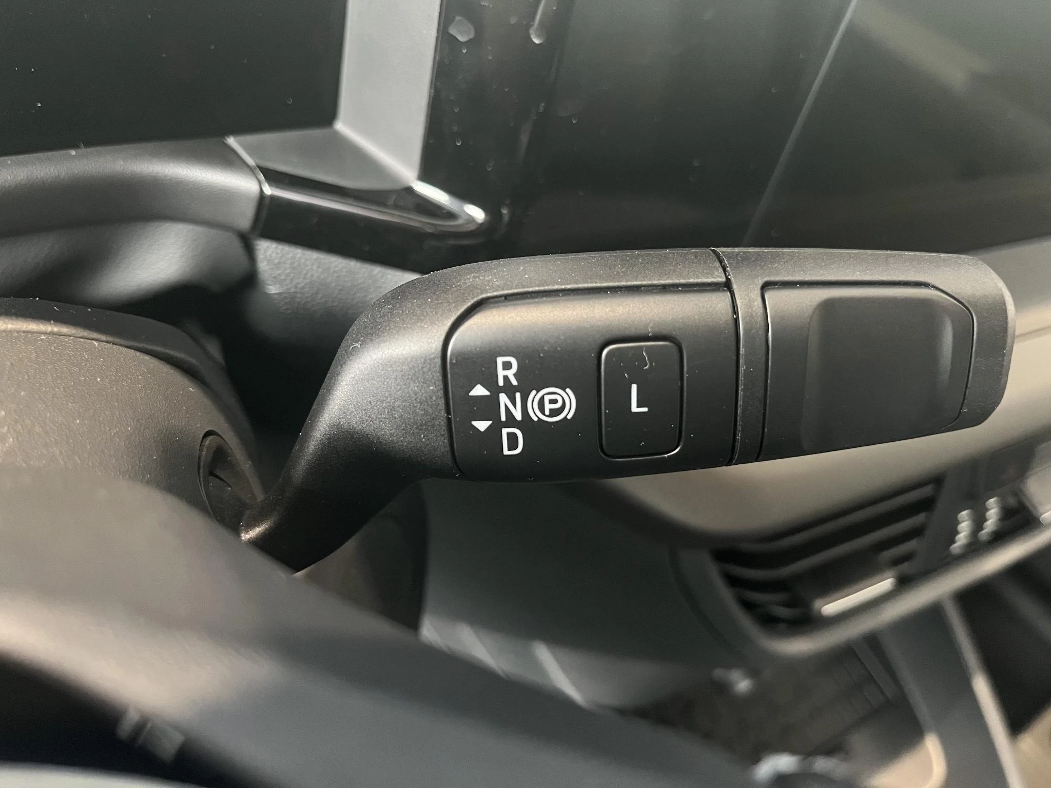 Ford-E-Transit-image-13