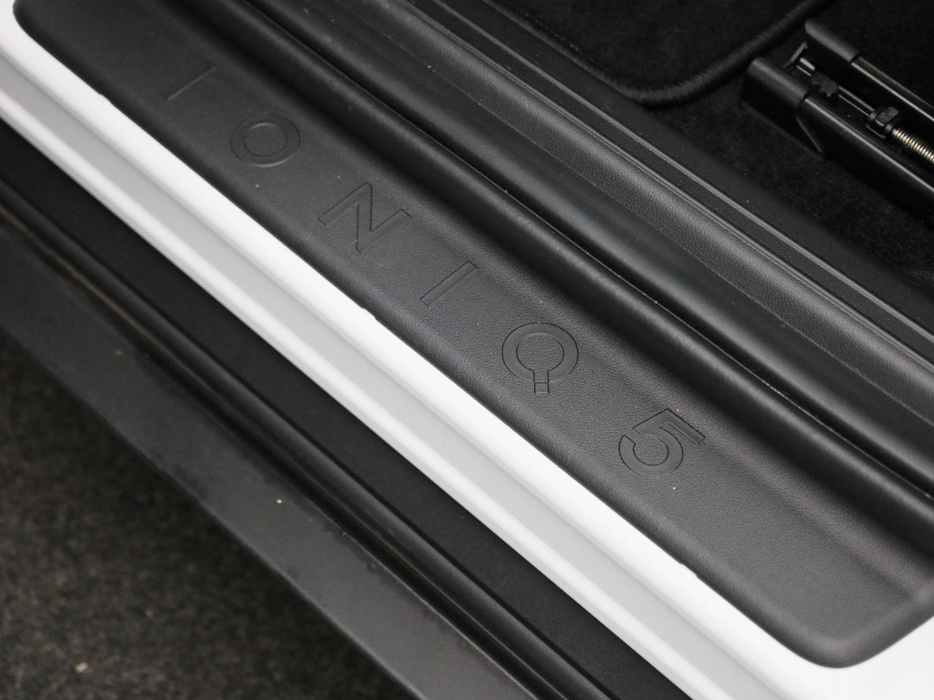 Hyundai-IONIQ 5-image-34