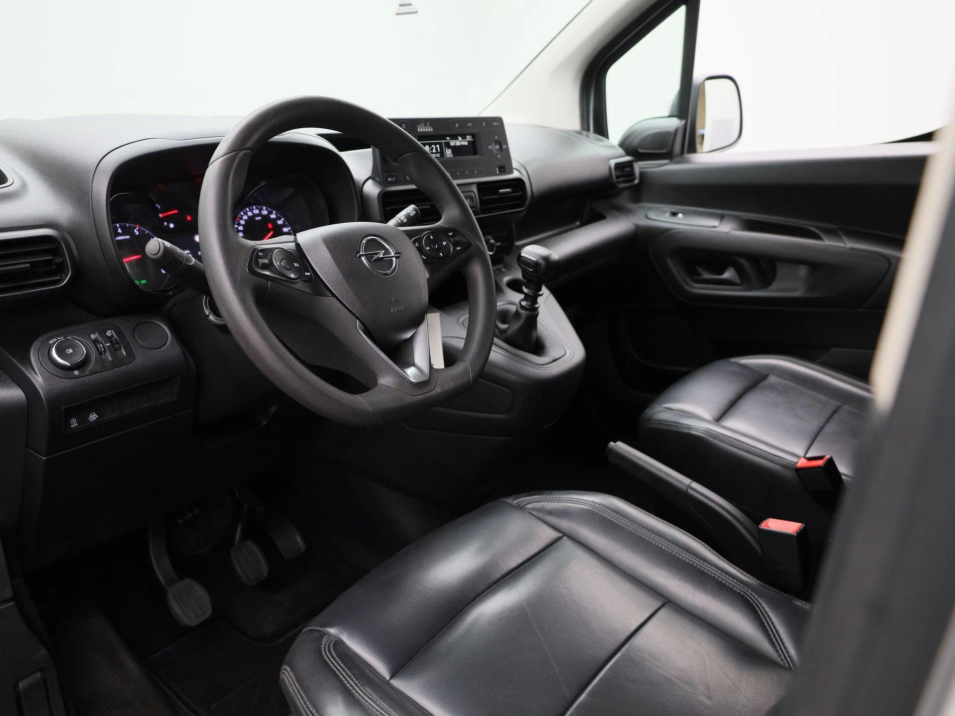 Opel-Combo-image-14